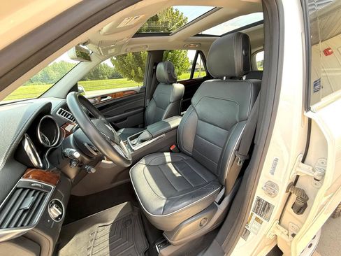Used 2014 Mercedes-Benz ML 550 4MATIC image 13