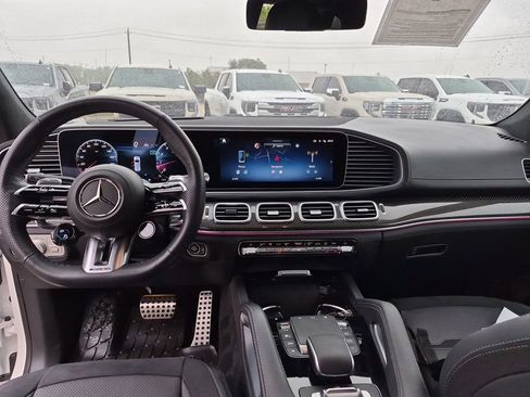 Used 2024 Mercedes-Benz GLS 63 AMG 4MATIC image 32