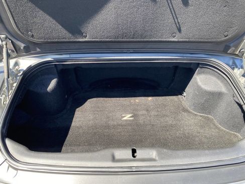 Used 2005 Nissan 350Z Touring image 23