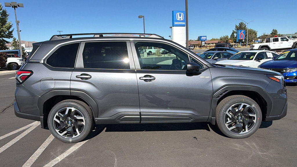 New 2026 Subaru Forester Premium AWD/4WD image 2