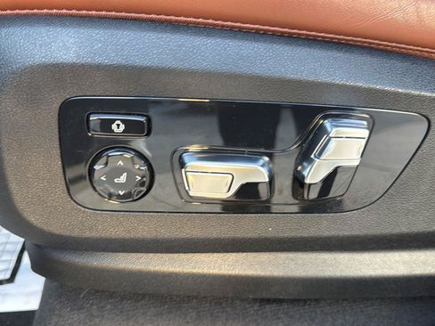 Used 2023 BMW X5 M50i w/ Executive Package AWD/4WD image 17