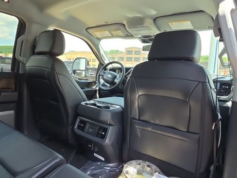 New 2026 Ford F250 Lariat w/ Black Appearance Package AWD/4WD image 20
