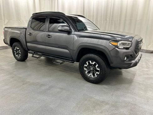 Used 2022 Toyota Tacoma 4x4 Double Cab image 1
