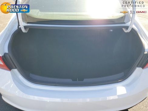 Used 2023 Chevrolet Malibu LT FWD image 8