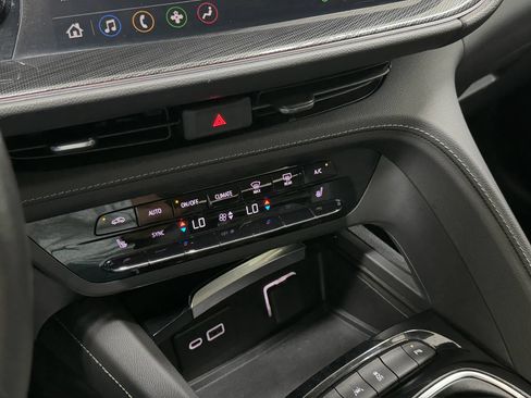 Used 2023 Buick Envision Essence FWD image 77