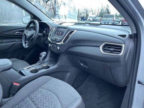 Used 2022 Chevrolet Equinox LT image 28