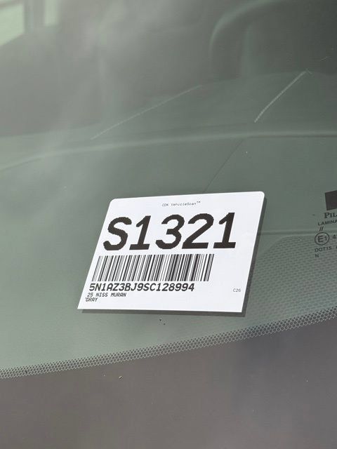 Used 2025 Nissan Murano SV FWD image 34