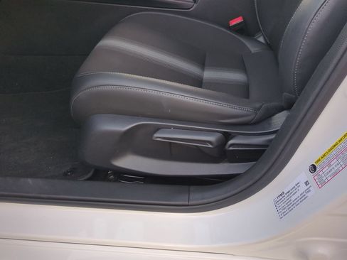Used 2024 Honda Civic Sport image 32