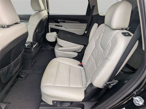 Used 2021 Kia Telluride SX w/ SX Prestige Package image 14