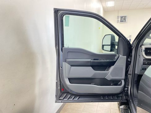 New 2026 Ford F350 XL w/ XL Chrome Package AWD/4WD image 9