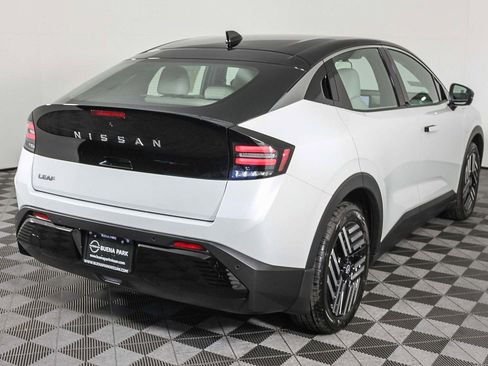 New 2026 Nissan Leaf SV+ w/ Illuminated Package image 8