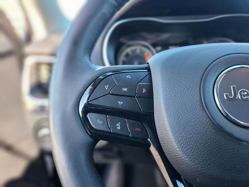 Used 2023 Jeep Cherokee Altitude Lux image 24