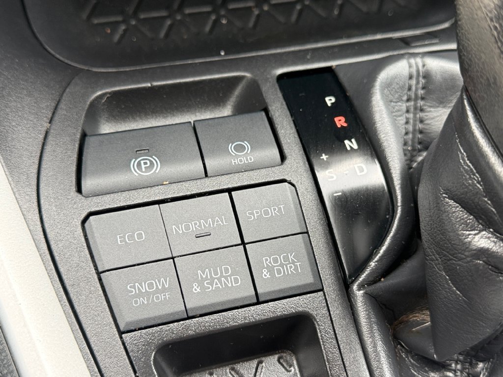 Certified 2024 Toyota RAV4 XLE w/ Convenience Package AWD/4WD image 39