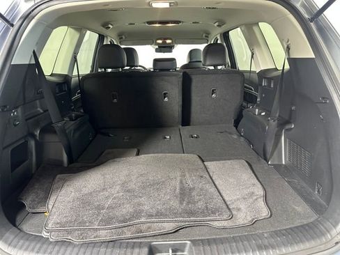 Used 2023 Kia Telluride LX image 26