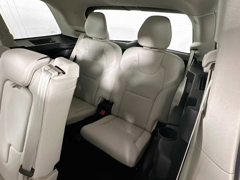 Used 2025 Volvo XC90 B6 Plus w/ Protection Package Premier image 26
