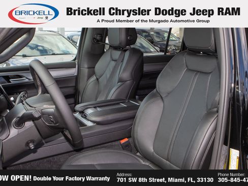 New 2025 Jeep Wagoneer 4WD w/ Convenience Group I image 17