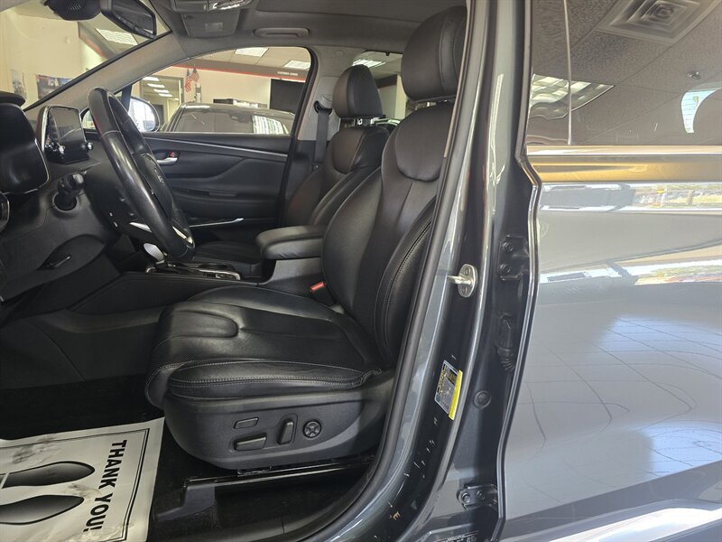 Used 2019 Hyundai Santa Fe FWD image 9