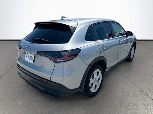 Used 2024 Honda HR-V LX image 7
