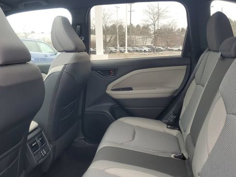 Certified 2026 Subaru Forester Premium AWD/4WD image 27