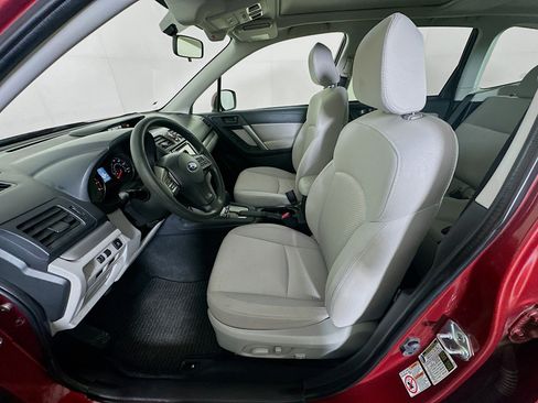 Used 2015 Subaru Forester 2.5i Premium image 13
