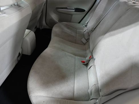 Used 2010 Subaru Impreza 2.5i Premium AWD/4WD image 7