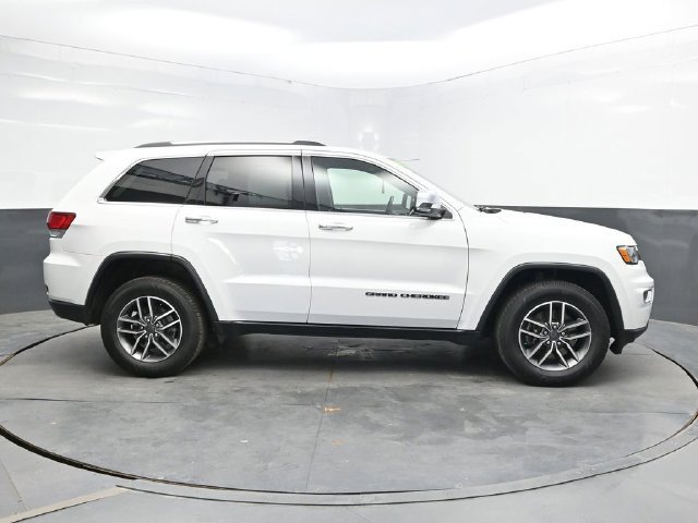 Used 2021 Jeep Grand Cherokee Limited AWD/4WD image 9