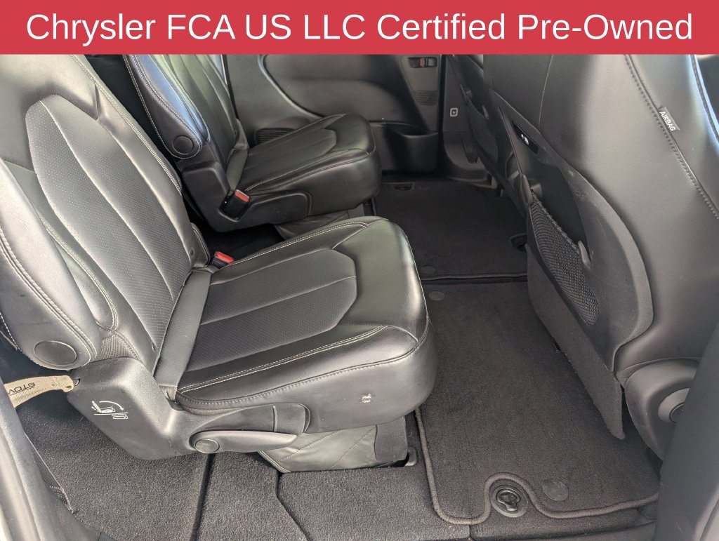 Used 2025 Chrysler Pacifica Select FWD image 33