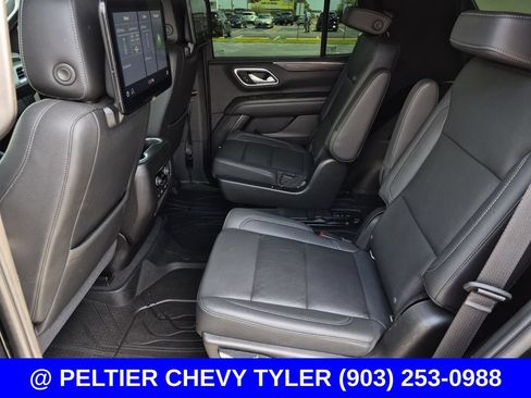 Used 2021 Chevrolet Tahoe Z71 w/ Z71 Off-Road Package AWD/4WD image 39
