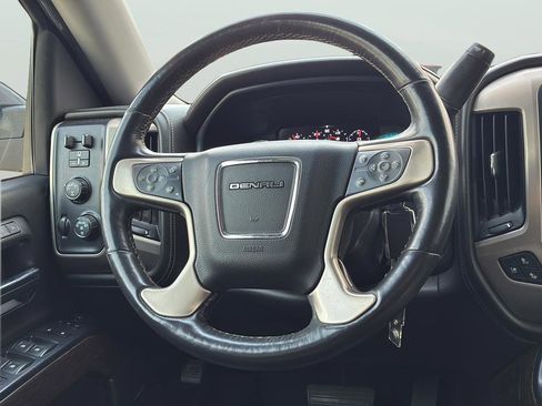 Used 2018 GMC Sierra 1500 Denali w/ Denali Ultimate Package AWD/4WD image 17
