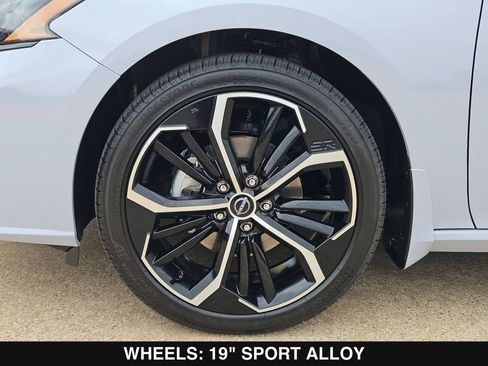 New 2026 Nissan Altima 2.5 SR FWD image 26