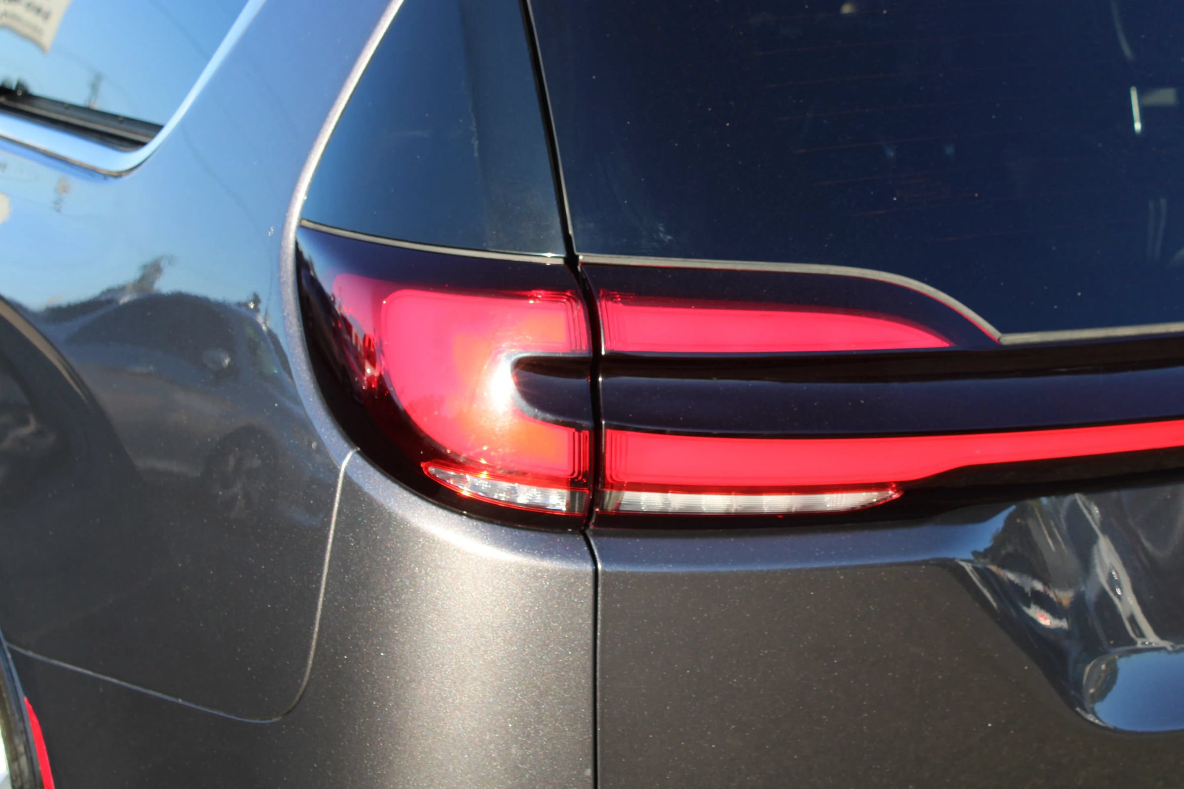 Used 2023 Chrysler Pacifica Touring-L FWD image 24