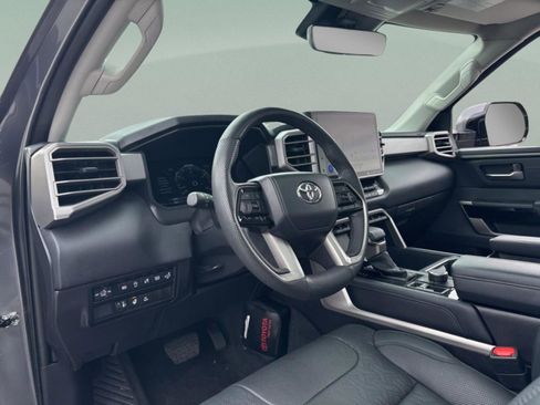 Used 2024 Toyota Tundra Limited w/ Power Package image 30