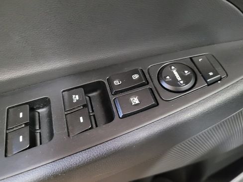 Used 2017 Hyundai Tucson SE Plus AWD/4WD image 27