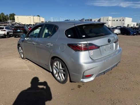 Used 2015 Lexus CT 200h FWD image 3