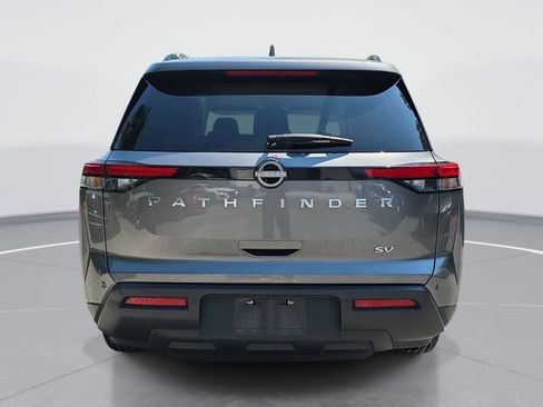 Used 2024 Nissan Pathfinder SV FWD image 5