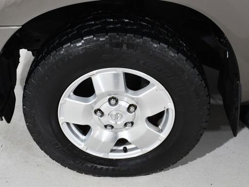 Used 2008 Toyota Tundra Limited image 26