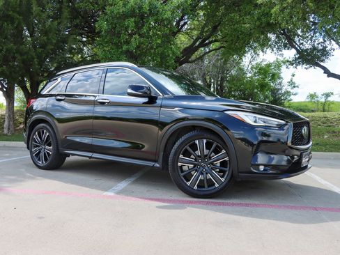 Used 2021 INFINITI QX50 Luxe w/ Appearance Package image 1