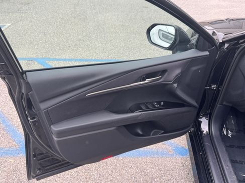 Used 2025 Toyota Camry LE image 20