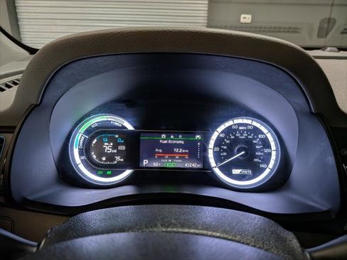 Used 2019 Kia Niro EX FWD image 17