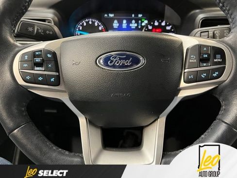 Used 2023 Ford Explorer XLT w/ Equipment Group 202A AWD/4WD image 13