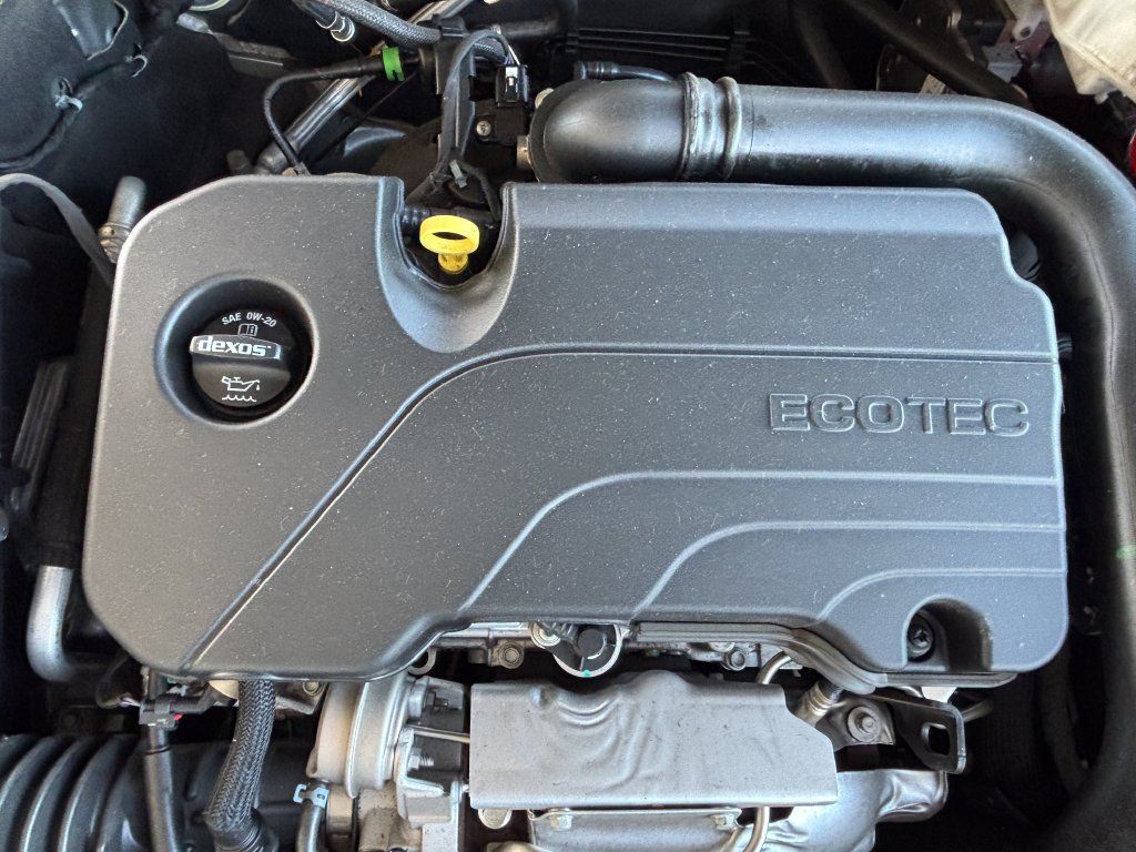 Used 2024 Chevrolet Malibu LT FWD image 28