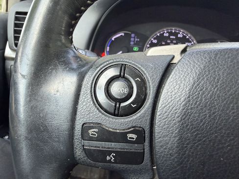 Used 2014 Lexus CT 200h FWD image 16