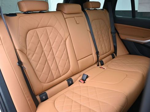 New 2026 BMW X5 sDrive40i RWD image 30