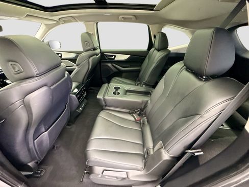 Used 2024 Acura MDX SH-AWD image 19