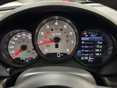 Used 2018 Porsche 718 Boxster GTS image 18