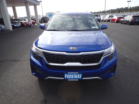 Used 2021 Kia Seltos S AWD/4WD image 8