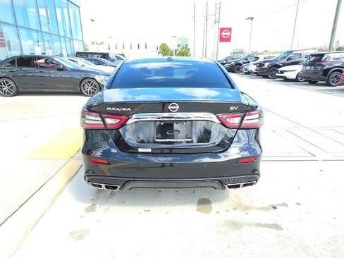 Used 2023 Nissan Maxima SV w/ Floor Mat Group image 5