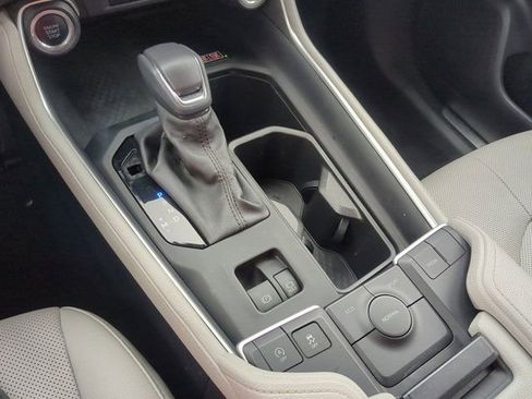 Certified 2024 Toyota Grand Highlander Limited FWD image 13