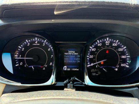 Used 2013 Toyota Avalon XLE FWD image 13
