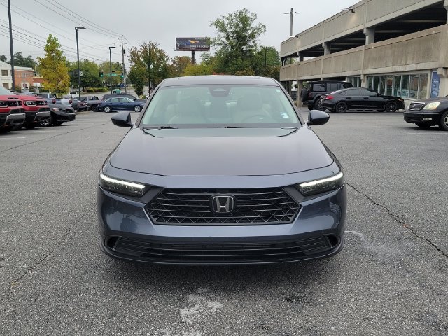 Used 2023 Honda Accord EX image 2
